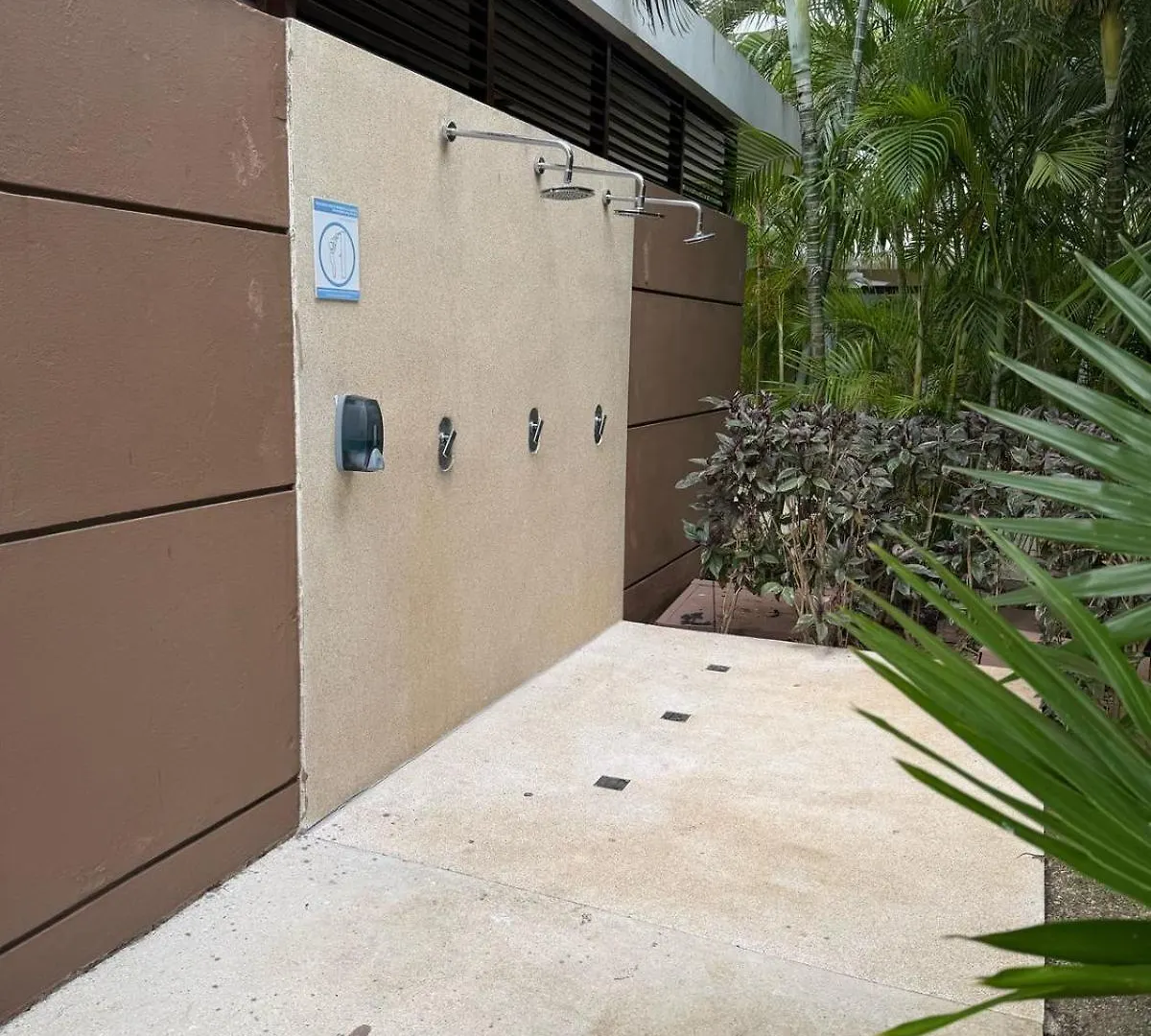 Apartment In Playa Del Carmen With Private Beach