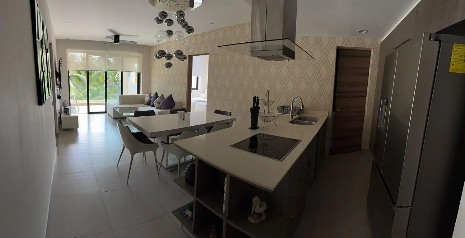 Apartment In Playa Del Carmen With Private Beach