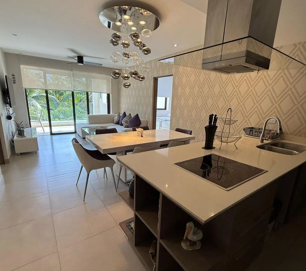 Apartment In Playa Del Carmen With Private Beach