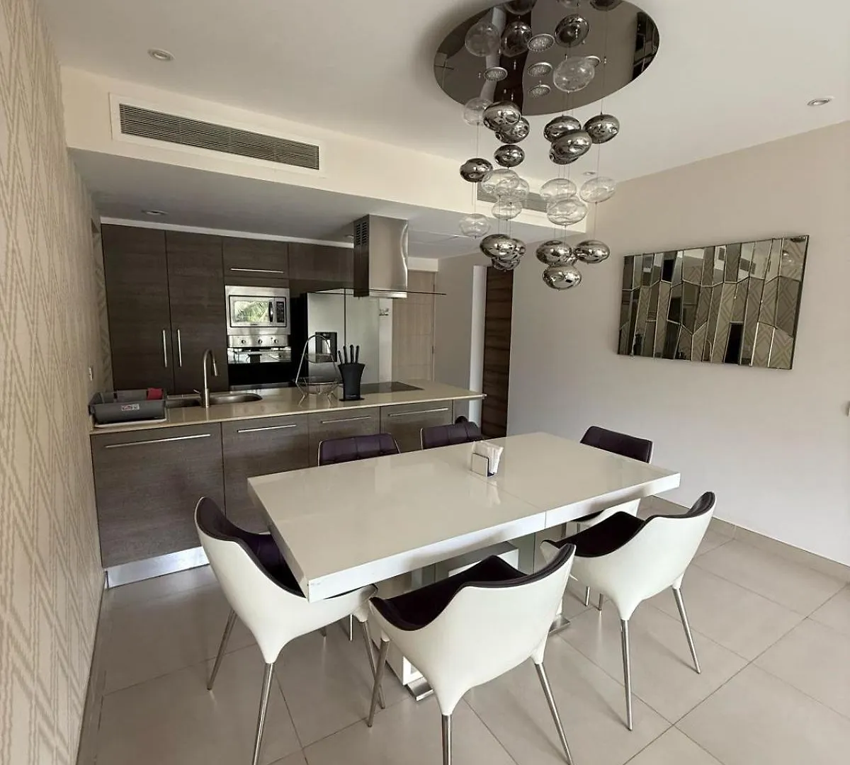 Apartment In Playa Del Carmen With Private Beach